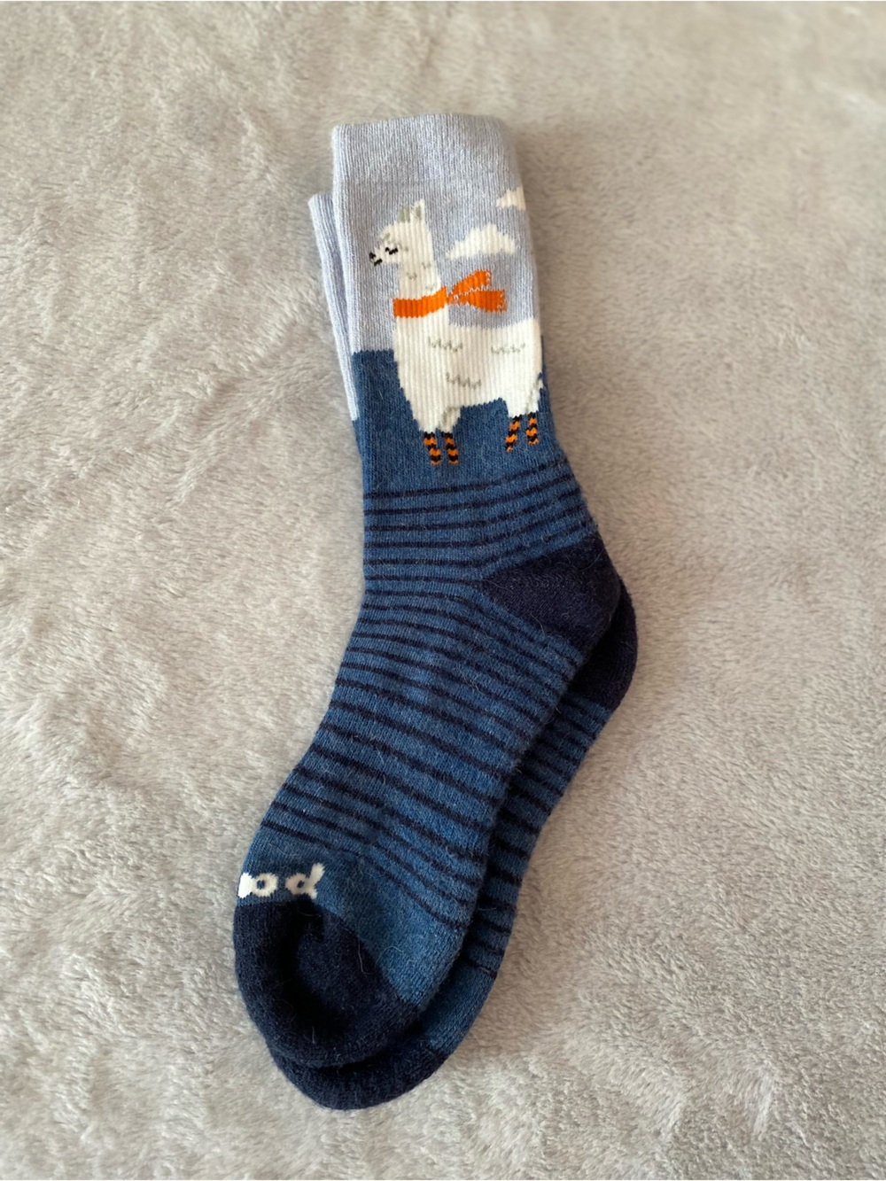 Pacas 1 pair of women’s alpaca blend crew socks
